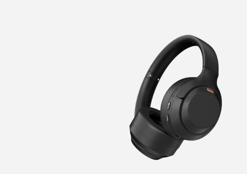 Premium esports audio products including TWS wireless earbuds, over-ear gaming headsets, and professional gaming headphones